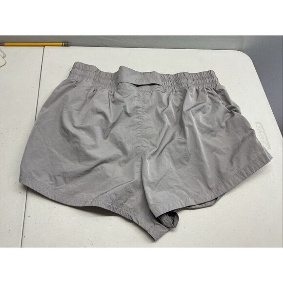 Varley Kallin‎ Running Shorts metallic lilac purple built in brief size XL - Picture 2 of 8